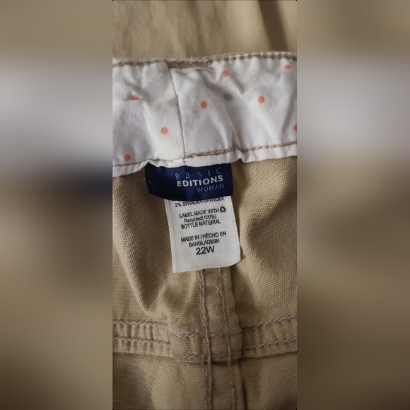 Basic Editions Women Plus Size Beige Pants 22W & 24W - Picture 5 of 6